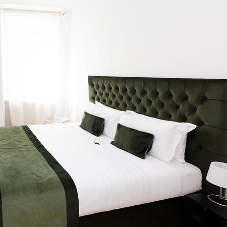 Home At Rome Vatican Suites المظهر الخارجي الصورة