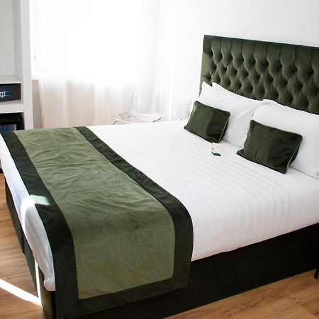 Home At Rome Vatican Suites المظهر الخارجي الصورة
