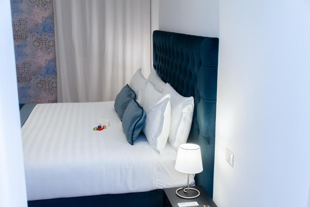 Home At Rome Vatican Suites المظهر الخارجي الصورة