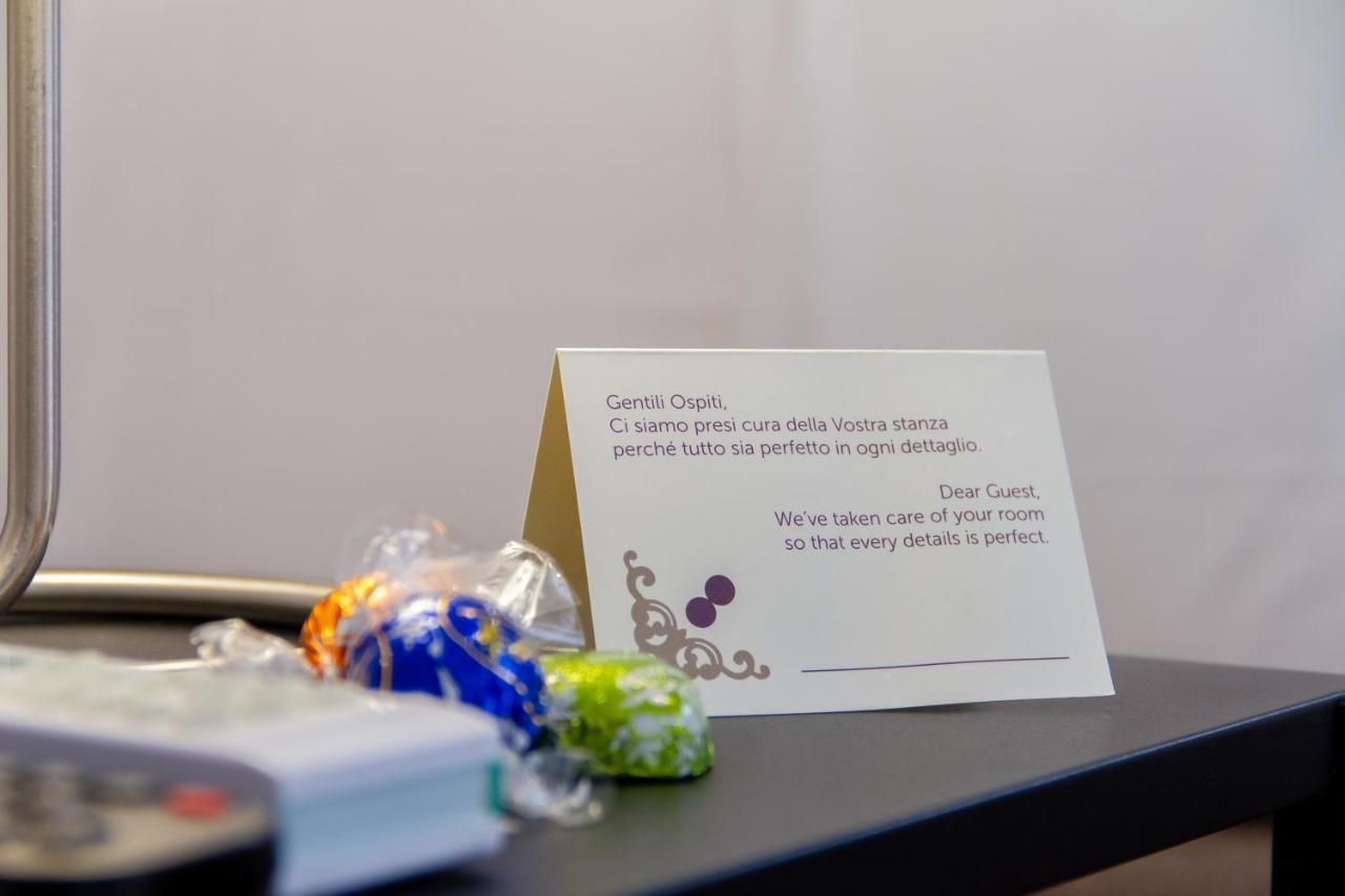 Home At Rome Vatican Suites المظهر الخارجي الصورة