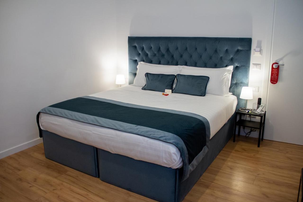 Home At Rome Vatican Suites المظهر الخارجي الصورة